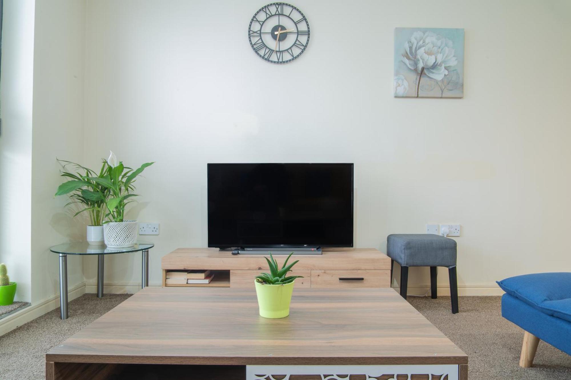 Stay In Our Stylish Flat! & Secure Building & Sleeps Up To 4 バーミンガム エクステリア 写真