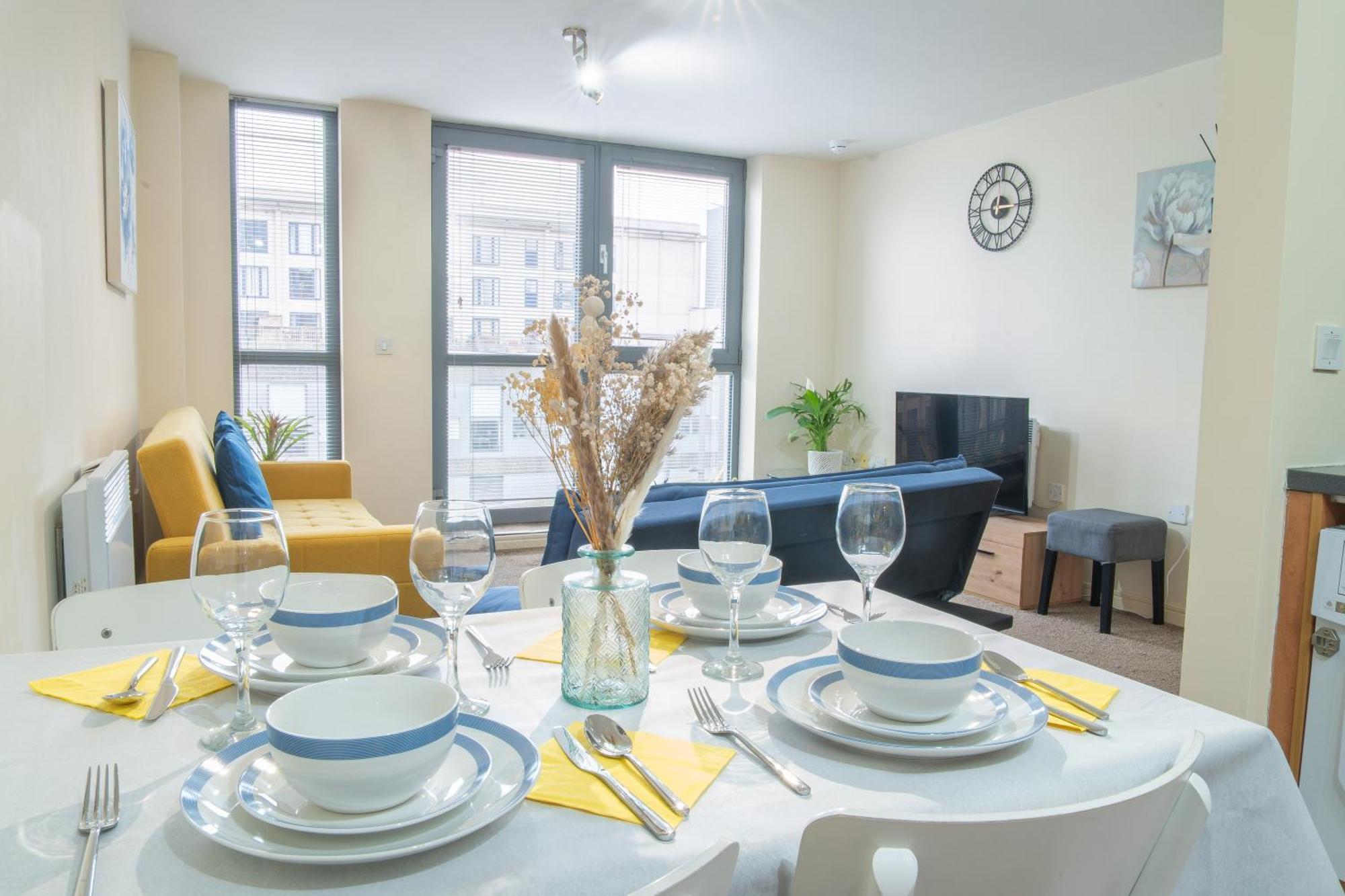Stay In Our Stylish Flat! & Secure Building & Sleeps Up To 4 バーミンガム エクステリア 写真